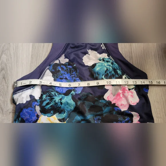 Old Navy Active Go-Dri Floral Racerback with built-in sports bra, Women's Medium - Picture 3 of 13